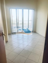 For rent a room and a lounge in al jurf 2 near the Al-Aqsa school is an excellent space with two bathrooms and a balcony with central air conditioning